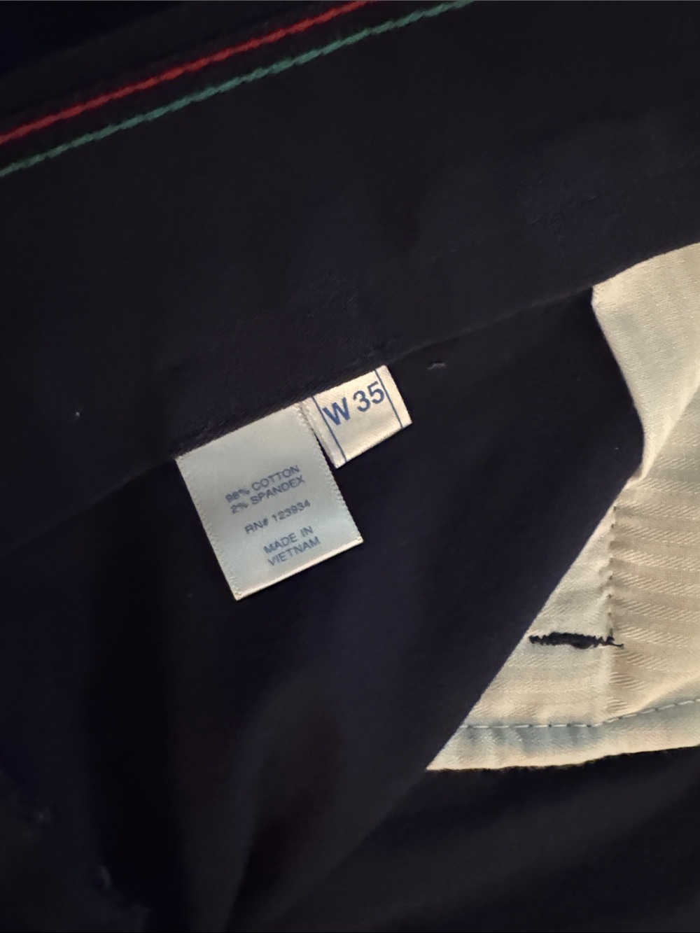 NWT/Southern Tide Navy Flat-Front Shorts/35" Waist, 7" Inseam - Picture 6 of 10